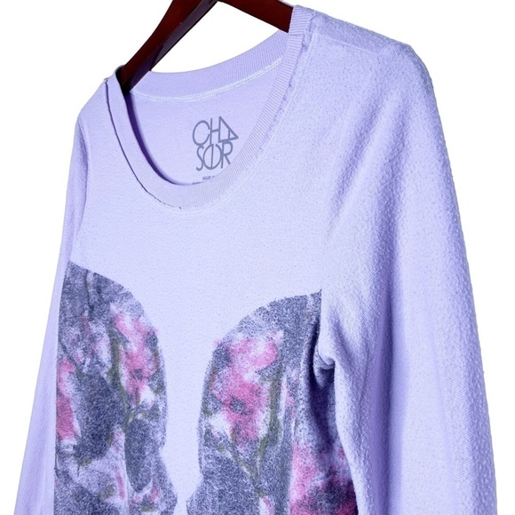 Chaser Twin Skulls Crew Neck Sweatshirt Top Size Medium in Pale Lavender - Picture 3 of 16